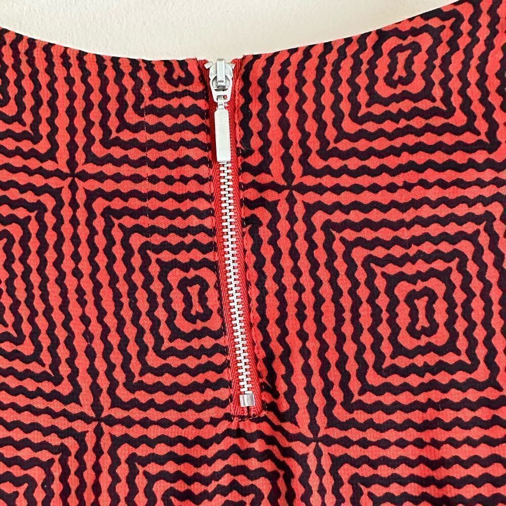 H&M Geometric Print Shift Dress || size 4 - Picture 8 of 11
